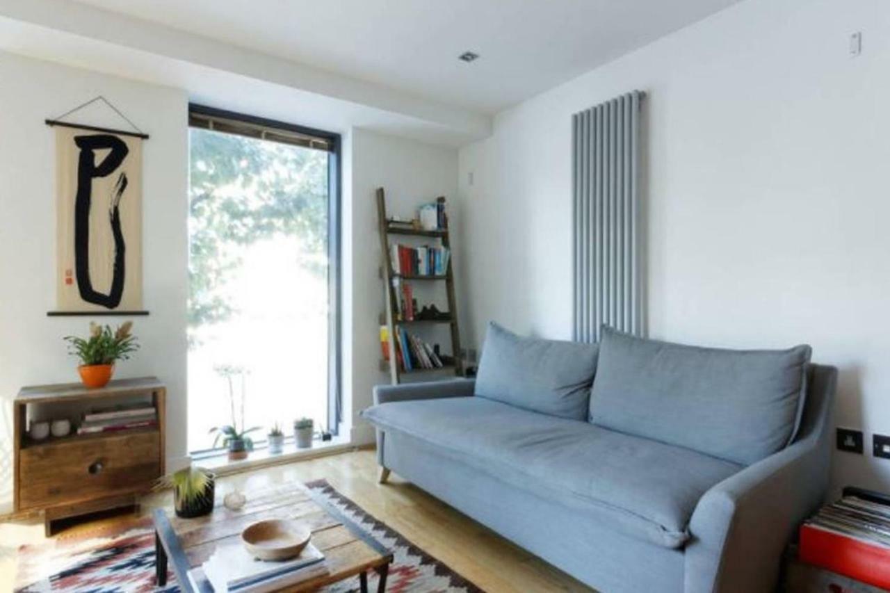 Peaceful Modern 2 Bedroom Flat With Water Views London Exteriör bild
